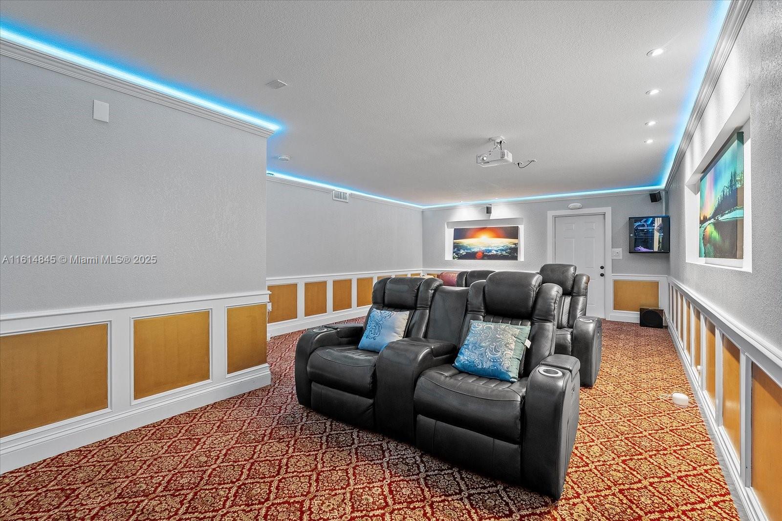 PLANTATION NEIGHBORS PLAT - Residential