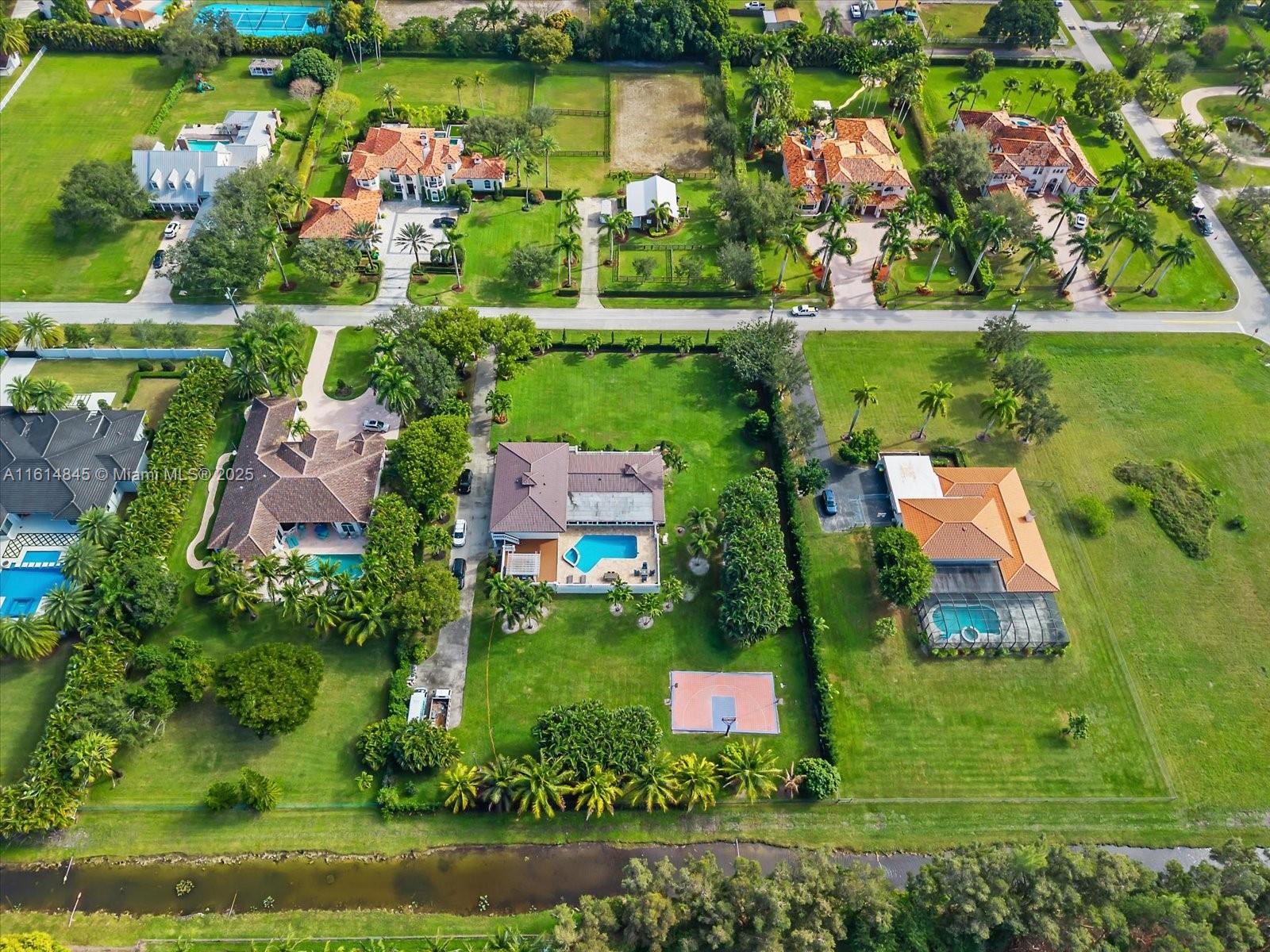 PLANTATION NEIGHBORS PLAT - Residential