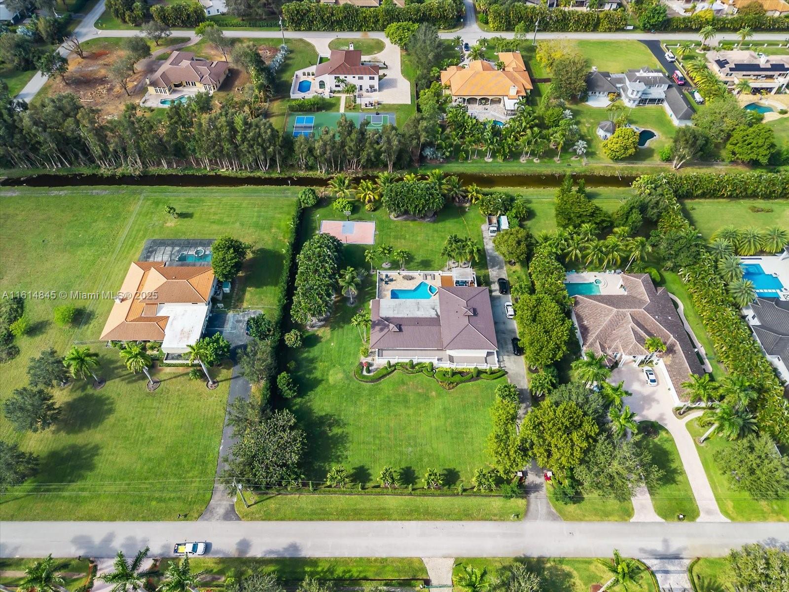 PLANTATION NEIGHBORS PLAT - Residential