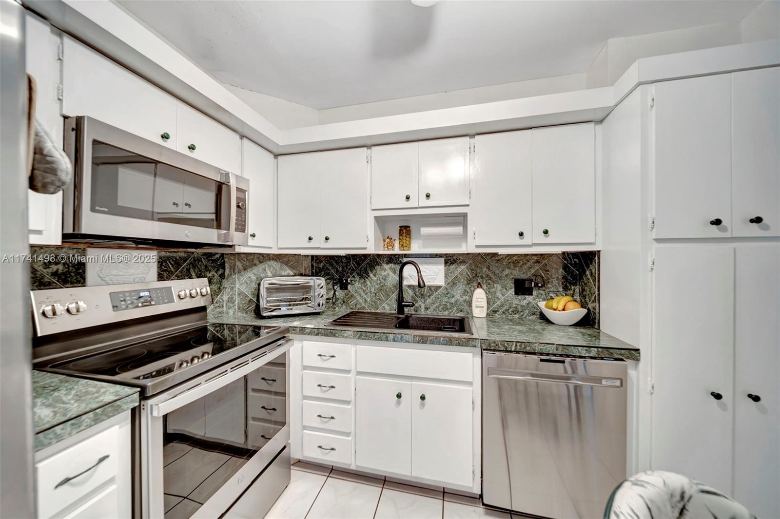 HEMISPHERES CONDO - Residential