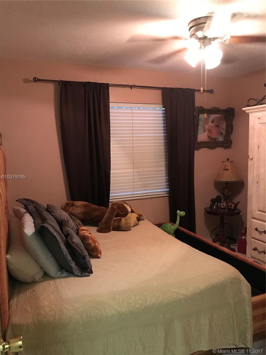 WEST PALM GARDENS 1ST ADD - Residential