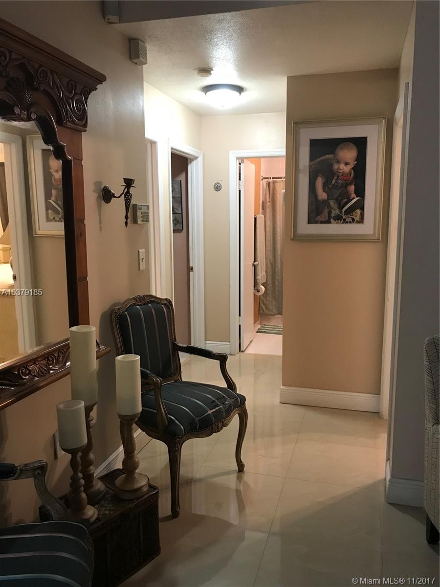 WEST PALM GARDENS 1ST ADD - Residential