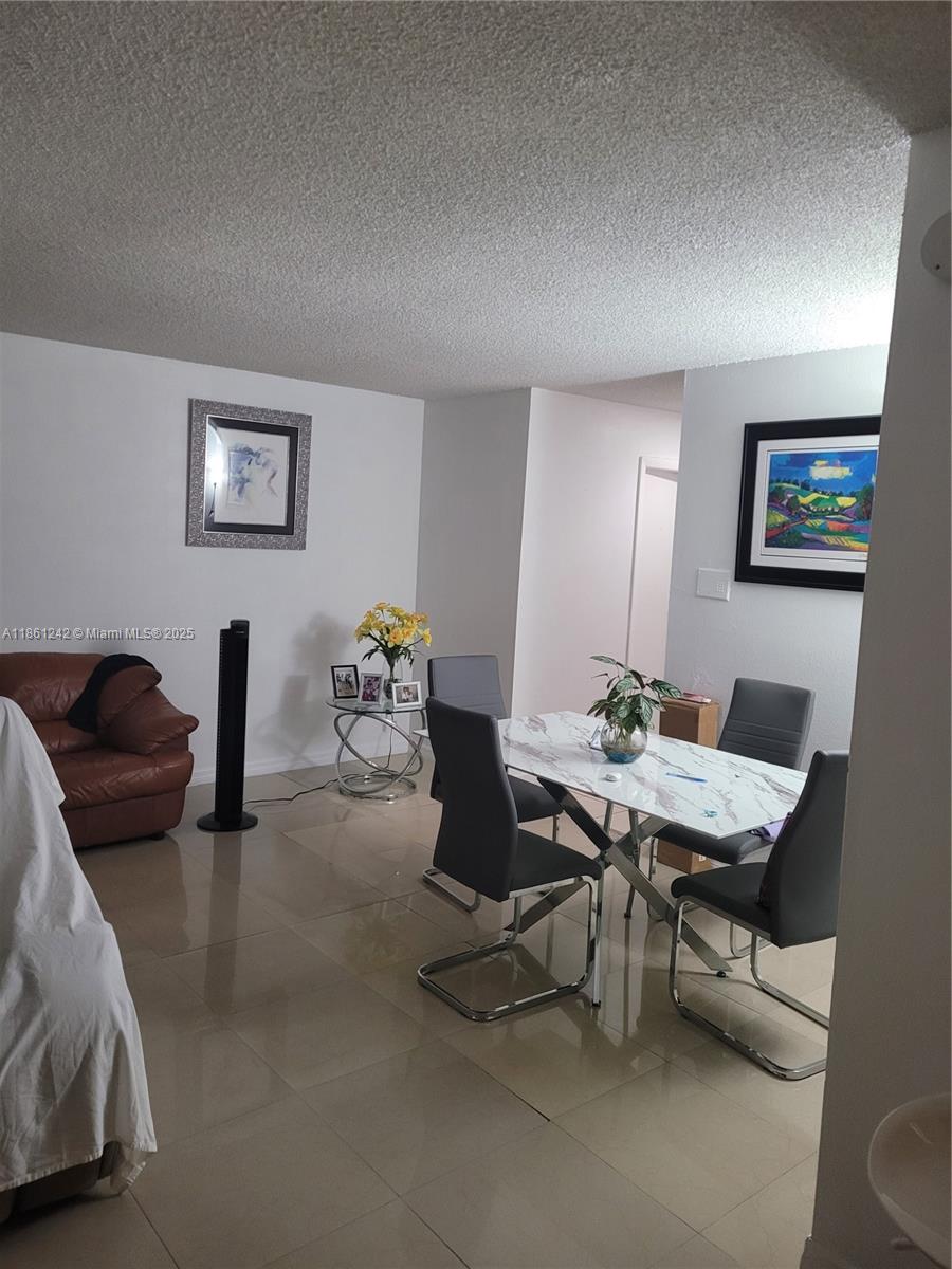 Very nice neighbourhood. This a is a 2 bedroom and 2 baths unit located in the 2nd floor. This is a gated community with Gym, barbecue area, Tennis court, Security Patrol, Parking and a very nice pool. Unit is vacant and can be shown from 9am to 2pm from Monday to Friday.