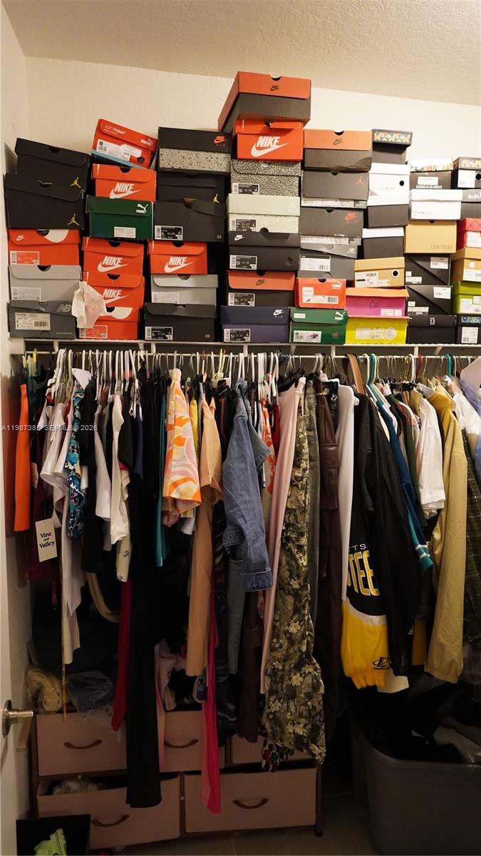 HERITAGE ESTATES - Residential