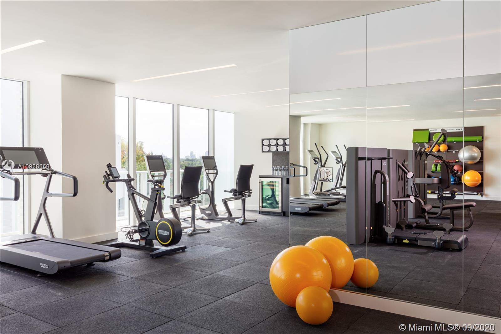 Ritz Carlton Residences - Residential