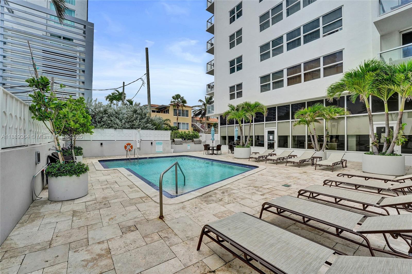 SEASONS CONDO - Residential Lease