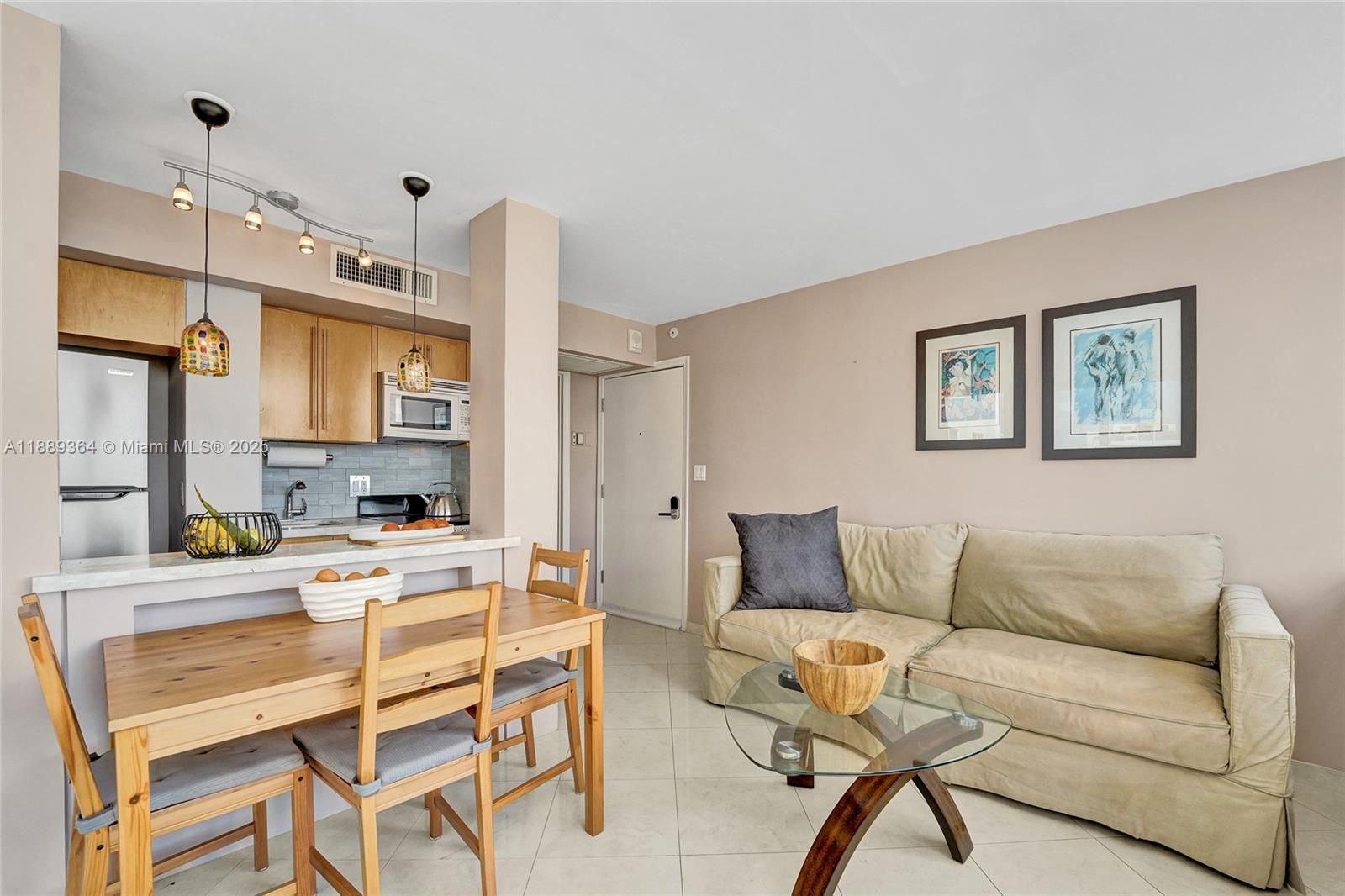 SEASONS CONDO - Residential Lease