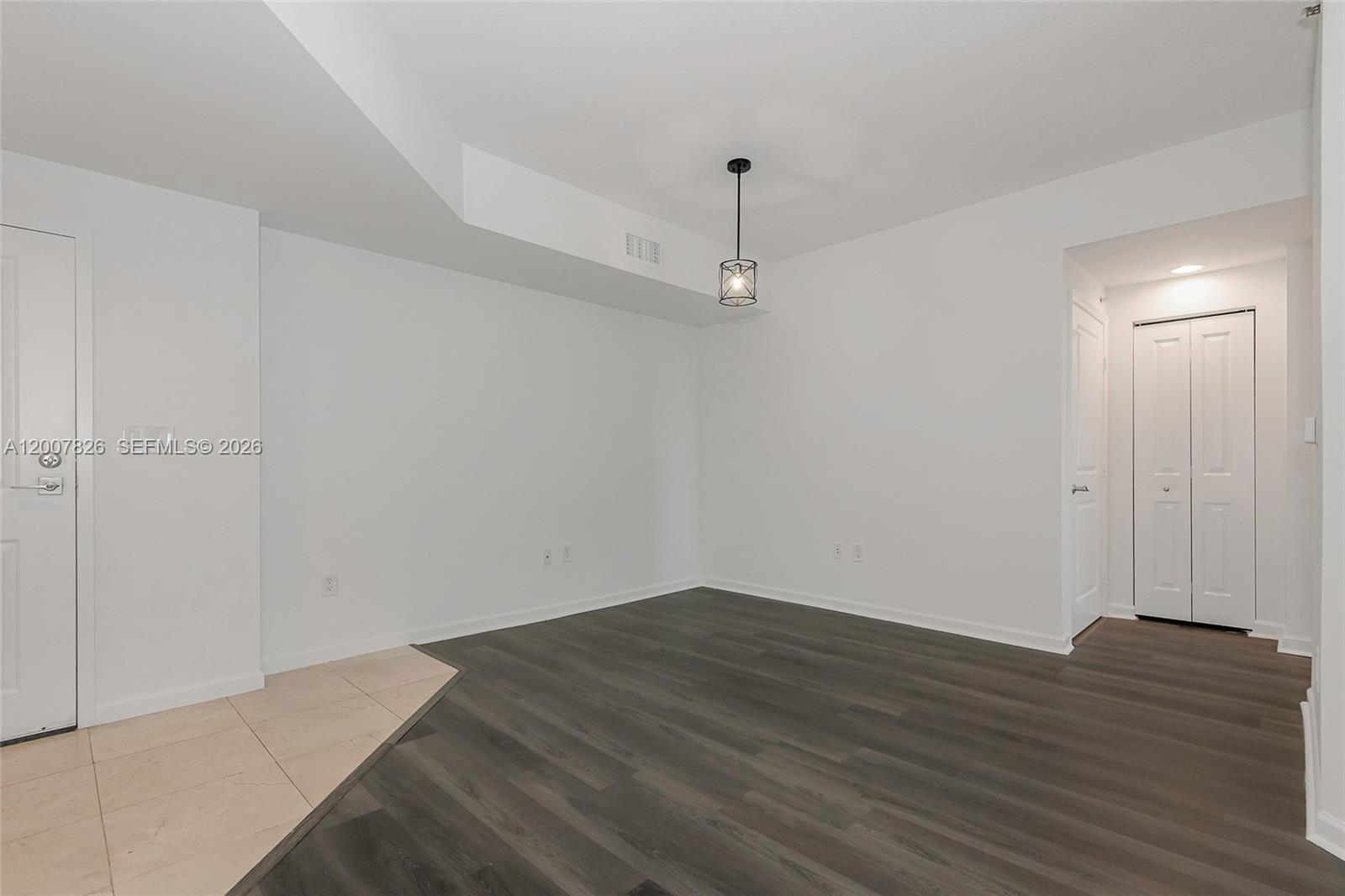 360 CONDO A - Residential