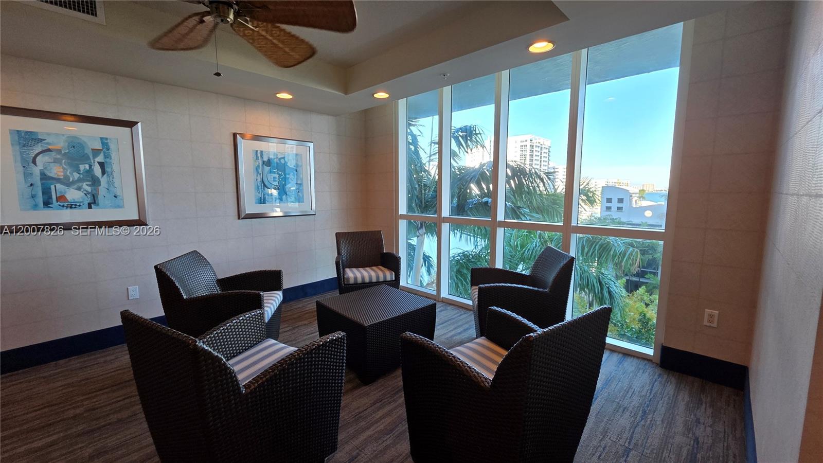 360 CONDO A - Residential