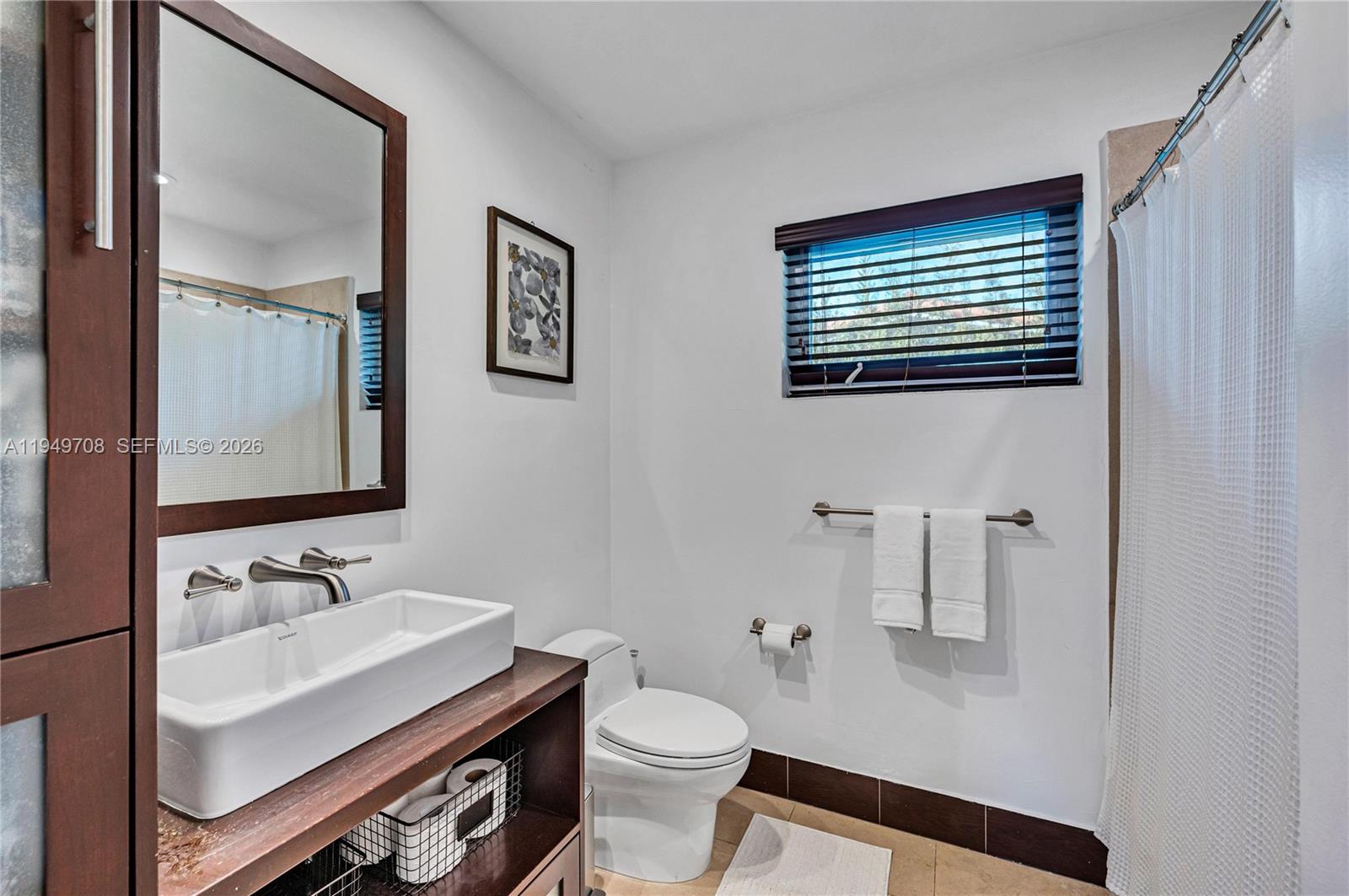 CORAL GABLES RIVIERA SEC - Residential