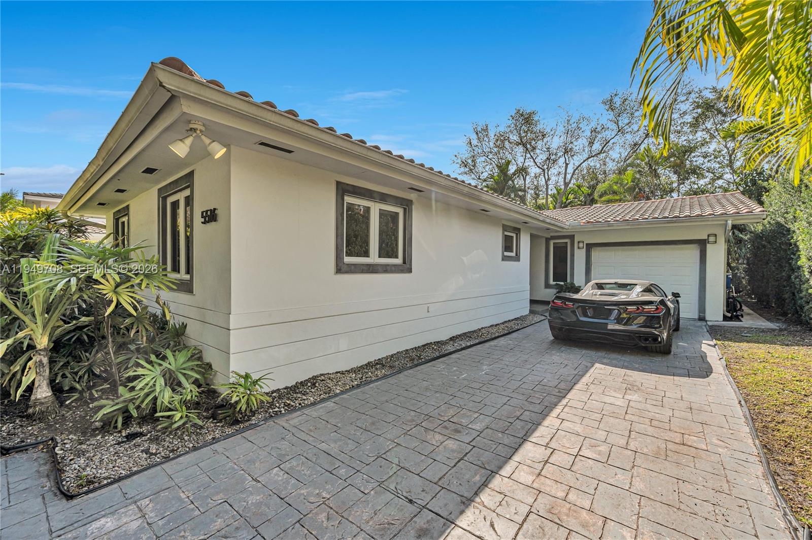 CORAL GABLES RIVIERA SEC - Residential