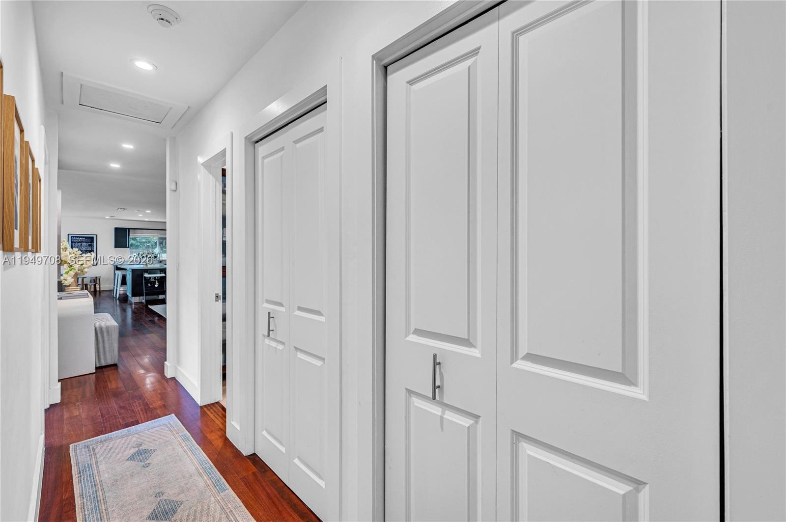 CORAL GABLES RIVIERA SEC - Residential