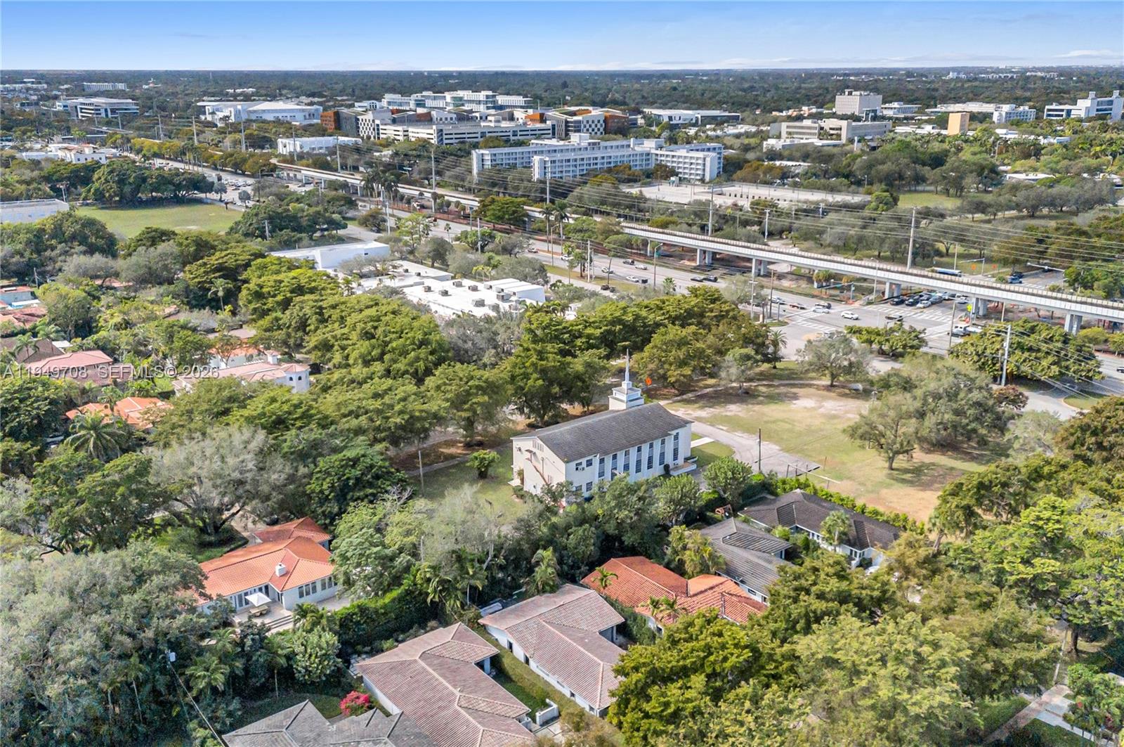 CORAL GABLES RIVIERA SEC - Residential