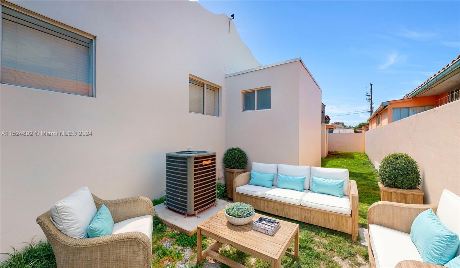 THE PINES - Residential Income