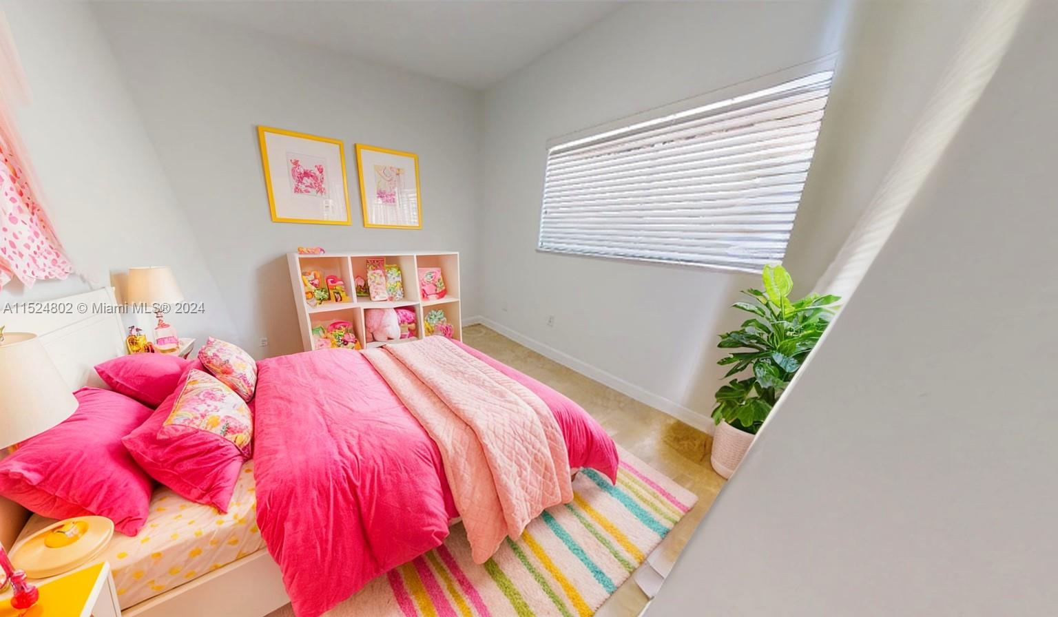 THE PINES - Residential Income