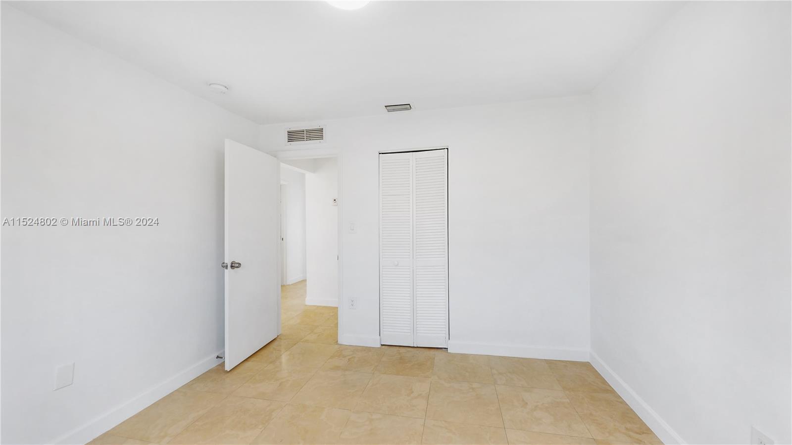 THE PINES - Residential Income