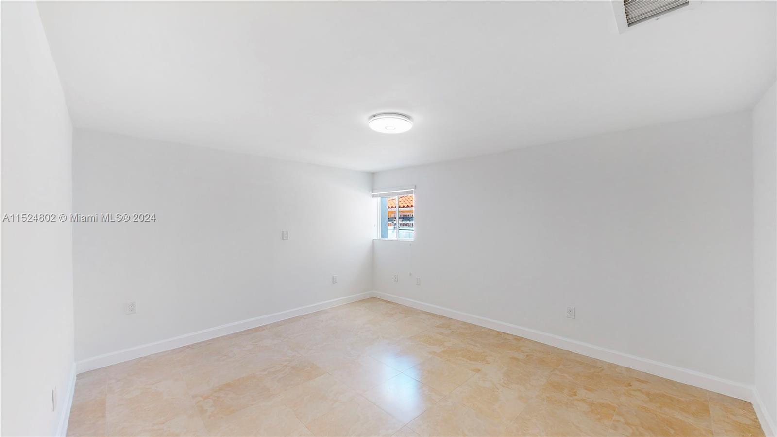 THE PINES - Residential Income