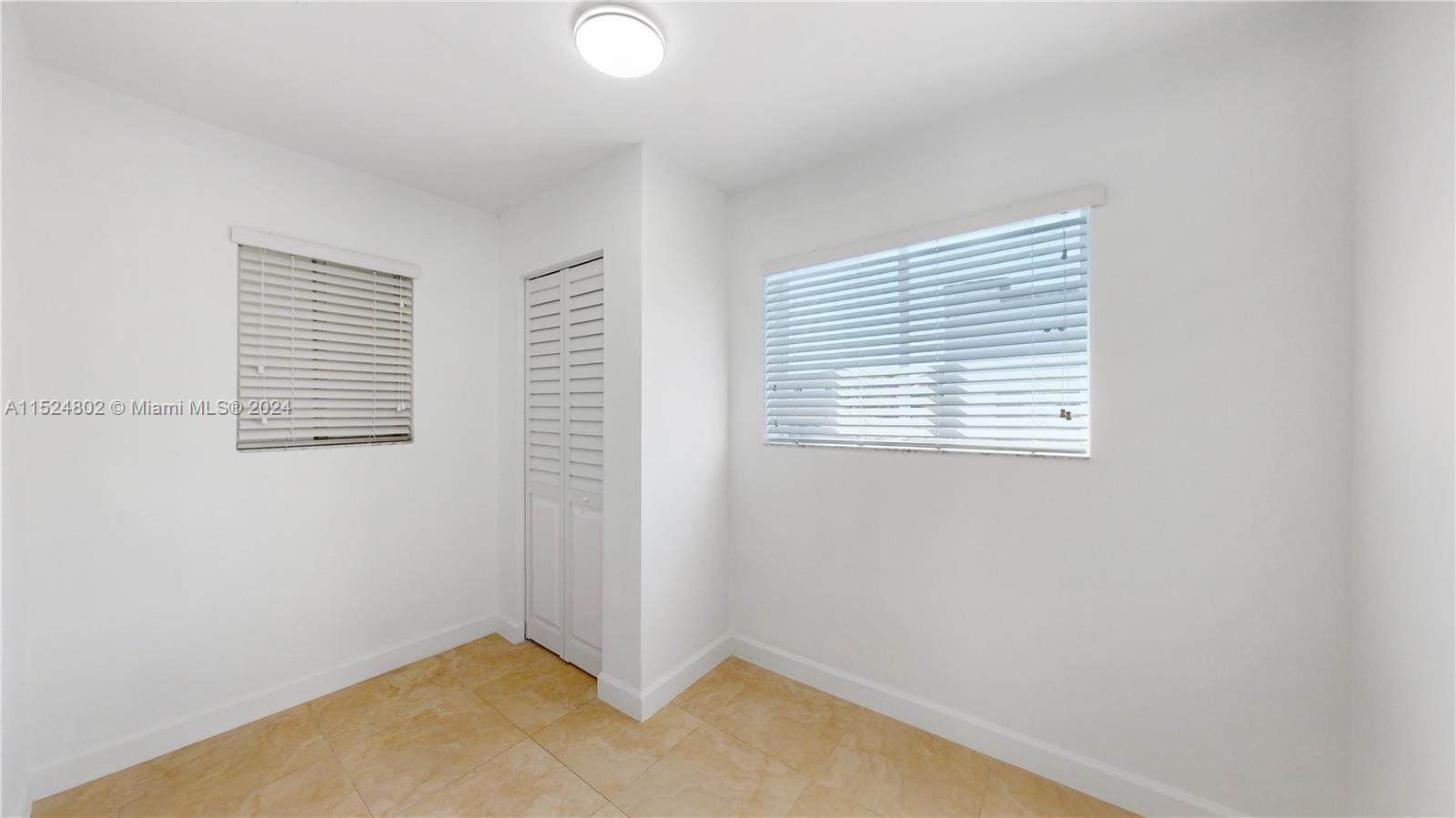 THE PINES - Residential Income