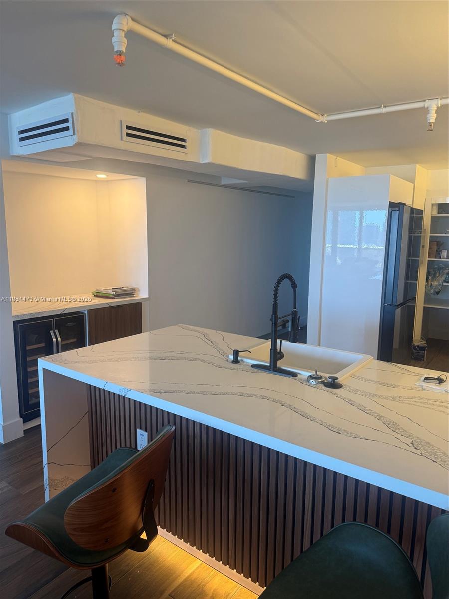 1717 N Bayshore Dr B-4154