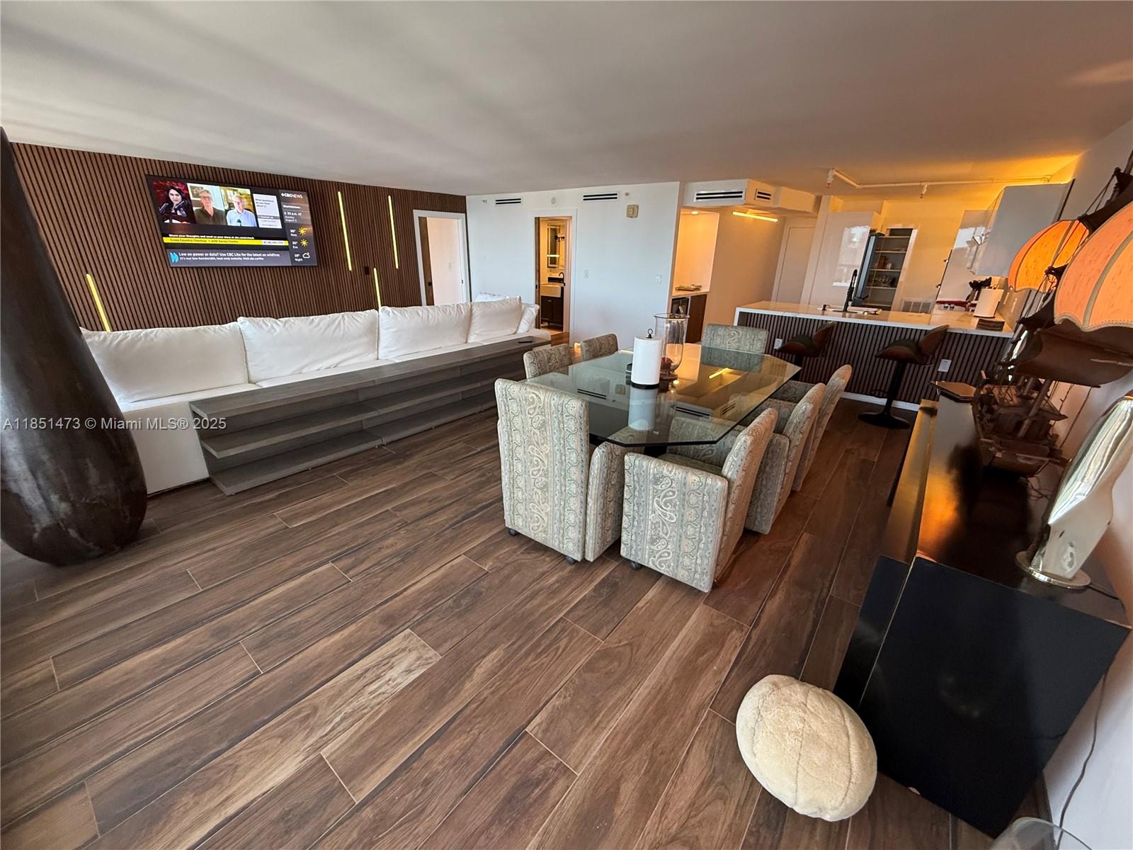 VENETIA CONDO - Residential Lease