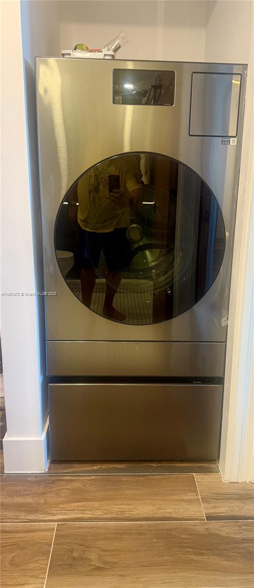 VENETIA CONDO - Residential Lease