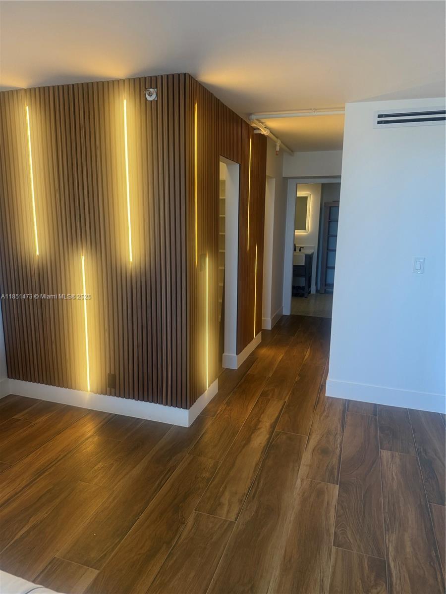 VENETIA CONDO - Residential Lease