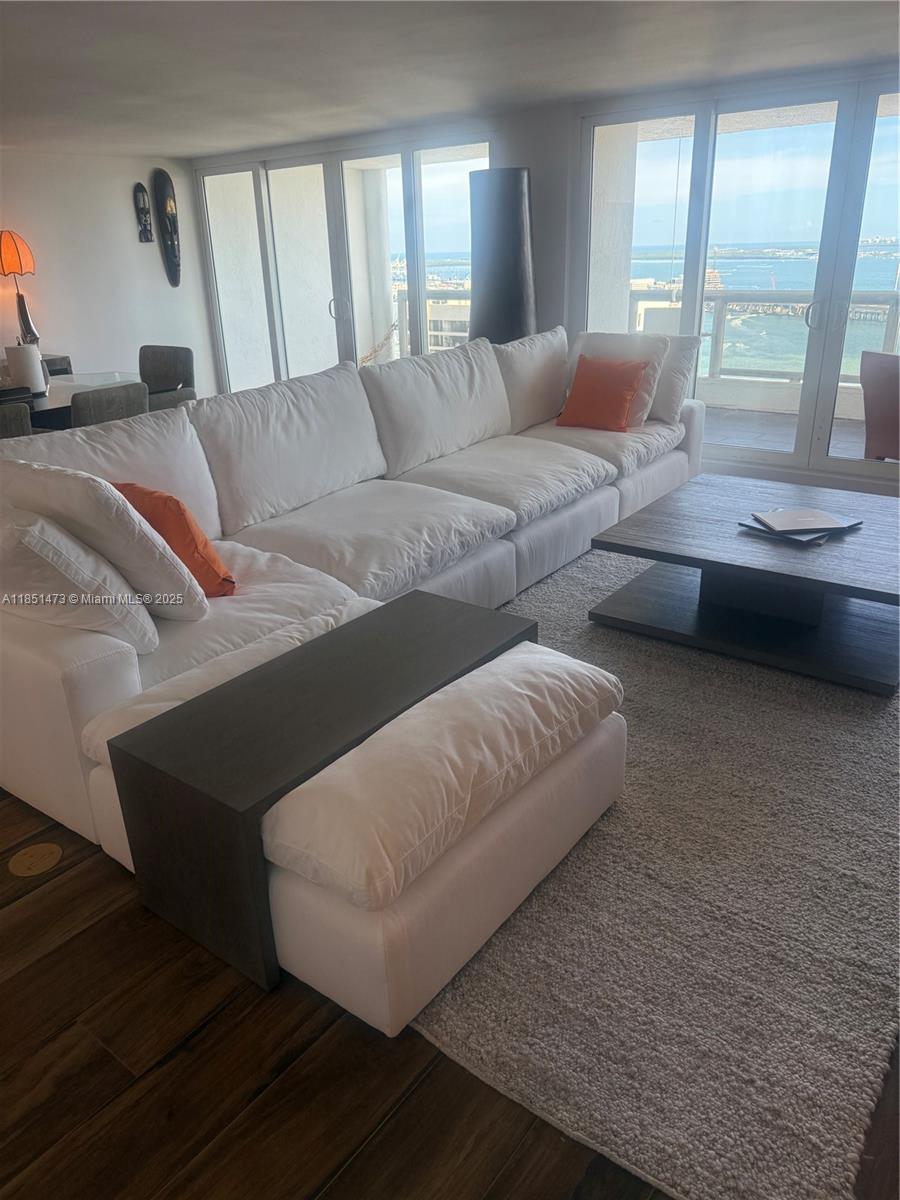 VENETIA CONDO - Residential Lease