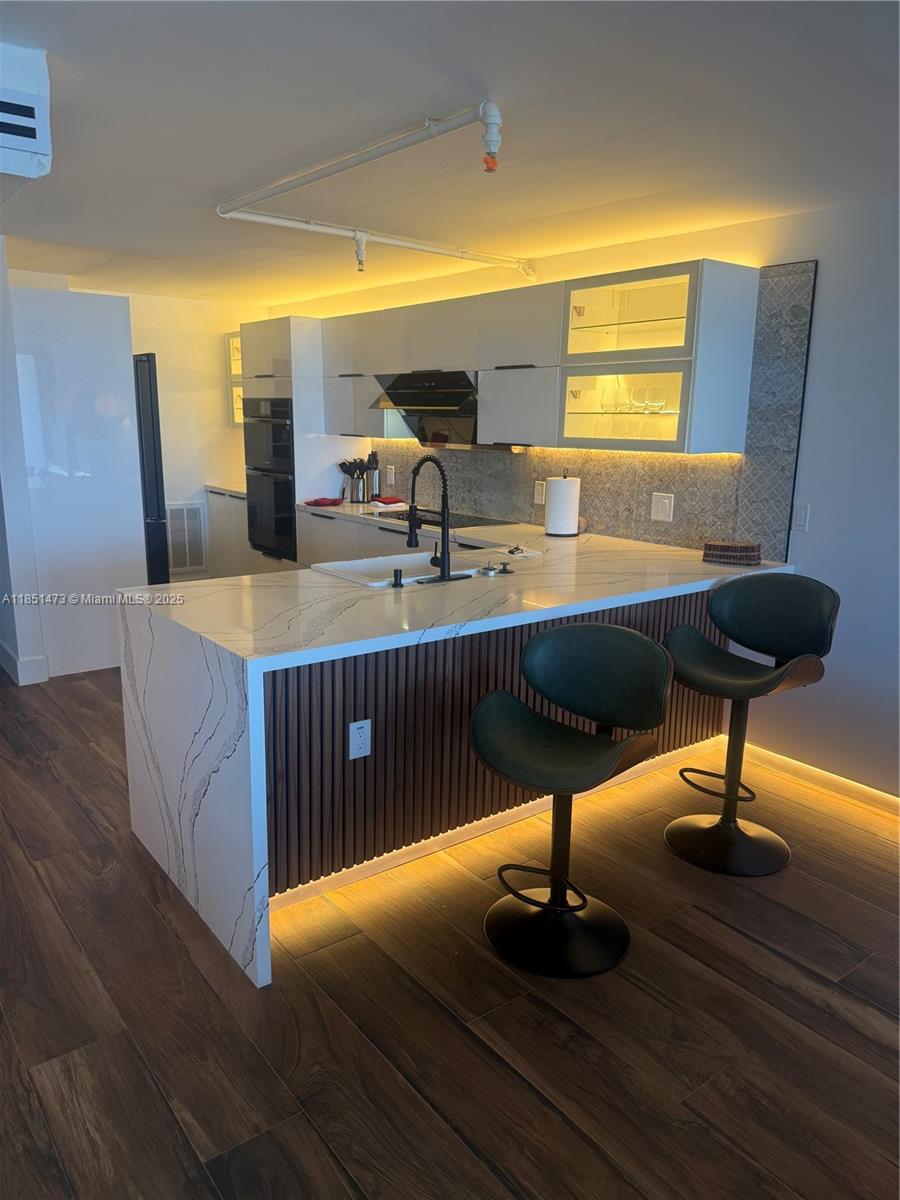 1717 N Bayshore Dr B-4154