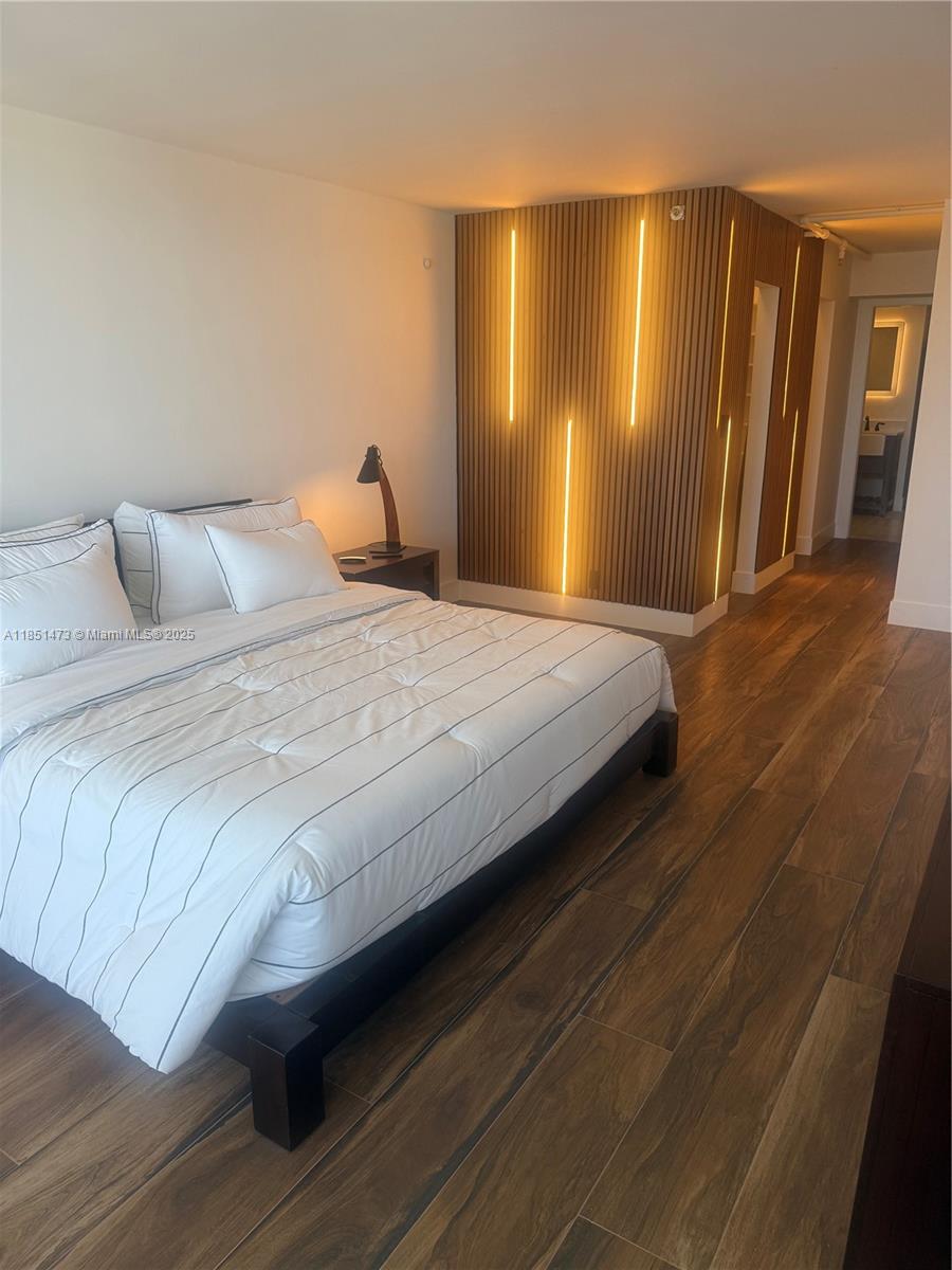 VENETIA CONDO - Residential Lease