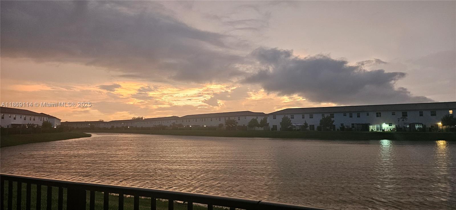 GOLF PARK SEC 1 - Residential