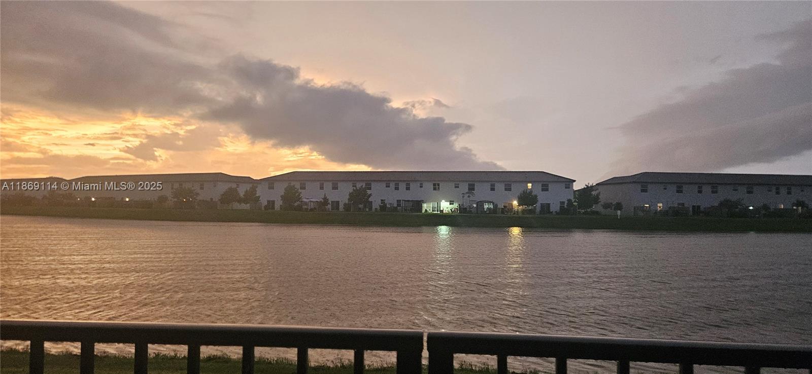 GOLF PARK SEC 1 - Residential