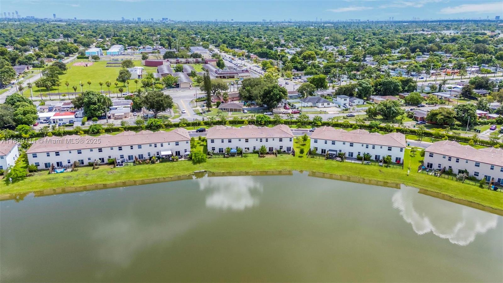 GOLF PARK SEC 1 - Residential