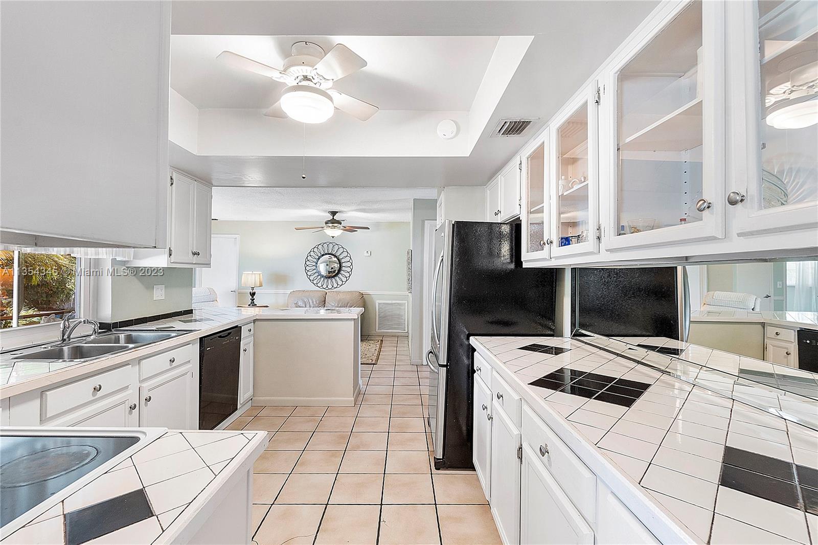 FOREST HILLS - Residential