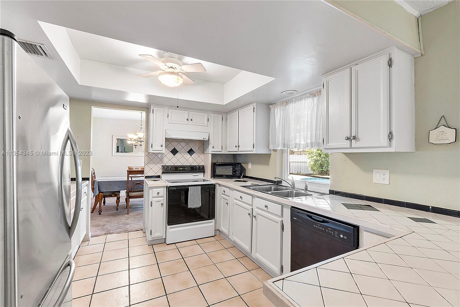 FOREST HILLS - Residential