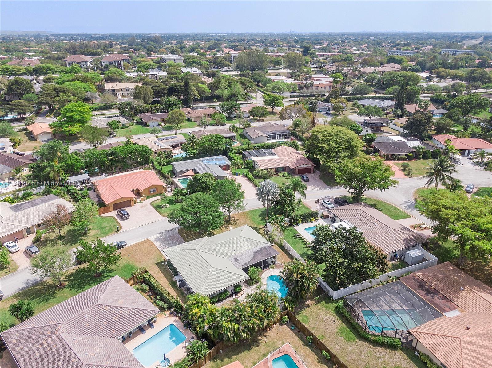 FOREST HILLS - Residential