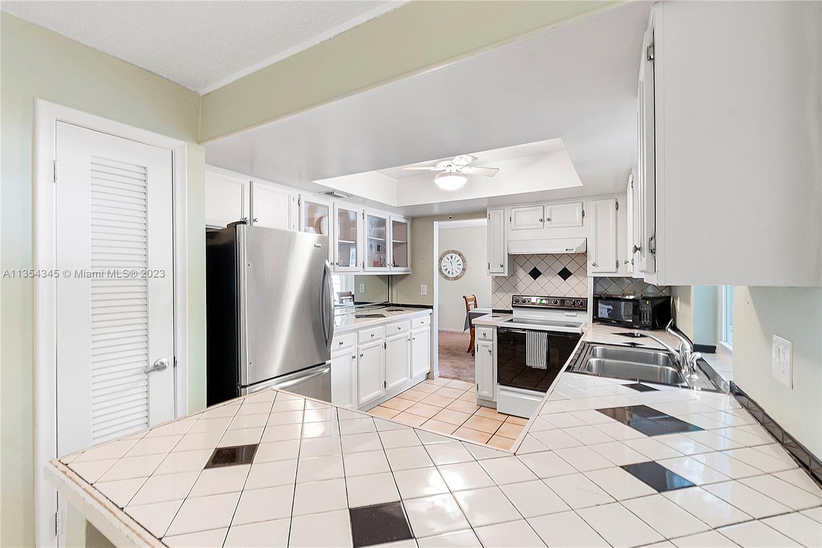 FOREST HILLS - Residential