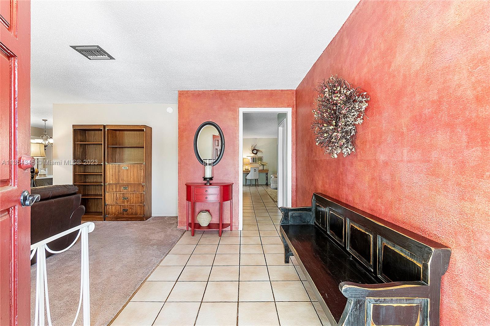 FOREST HILLS - Residential