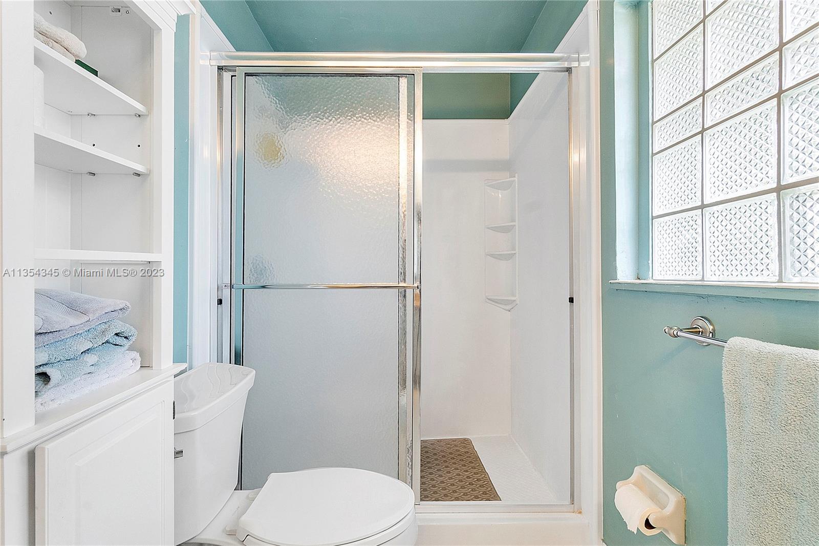 FOREST HILLS - Residential