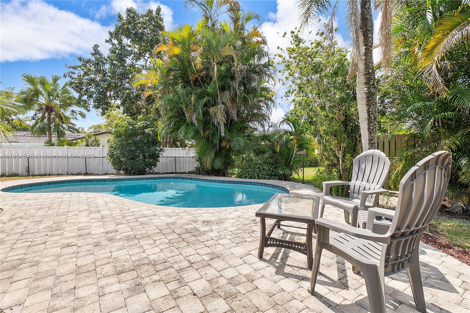 FOREST HILLS - Residential