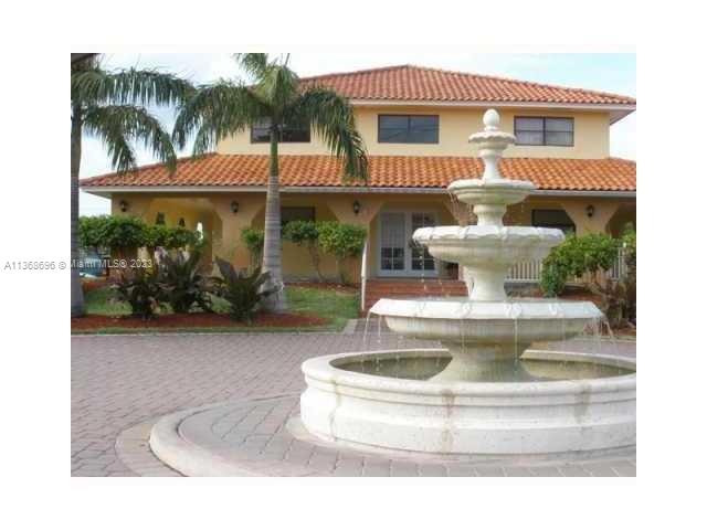 FONTAINEBLEAU GARDENS CON - Residential Lease