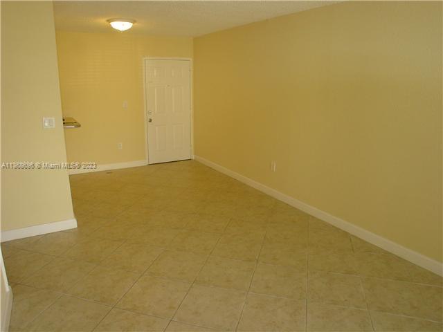 FONTAINEBLEAU GARDENS CON - Residential Lease