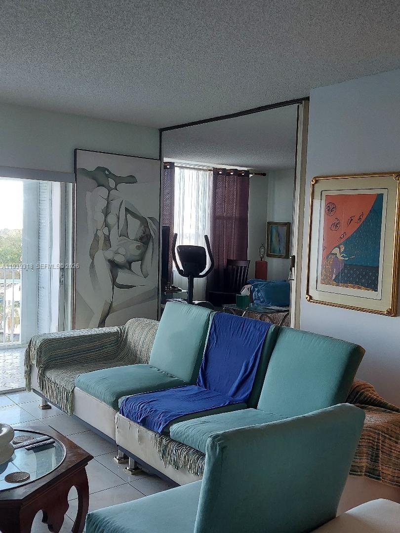 HILLCREST EAST NO 27 COND - Residential