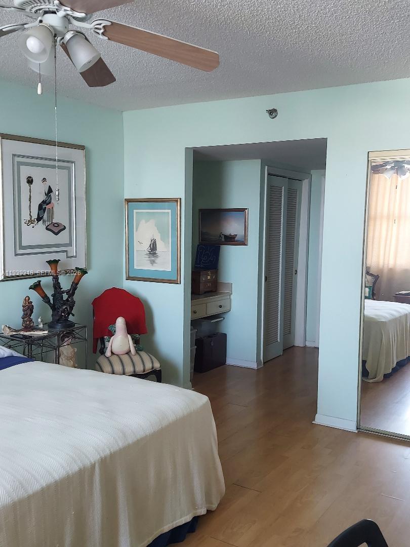 HILLCREST EAST NO 27 COND - Residential