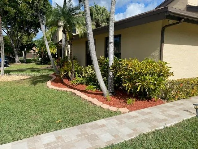 Miami, Florida 33176, United States, 3 Bedrooms Bedrooms, ,2 BathroomsBathrooms,Residential,Active,238830