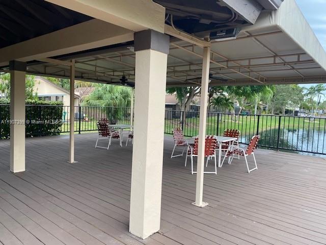 BRIAR LAKE - Residential Lease