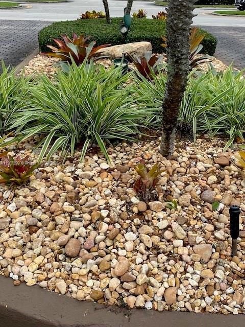 BRIAR LAKE - Residential Lease