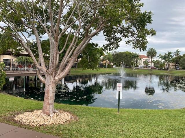 BRIAR LAKE - Residential Lease