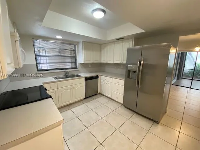 Miami, Florida 33176, United States, 3 Bedrooms Bedrooms, ,2 BathroomsBathrooms,Residential,Active,238830