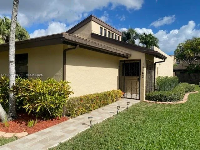 Miami, Florida 33176, United States, 3 Bedrooms Bedrooms, ,2 BathroomsBathrooms,Residential,Active,238830