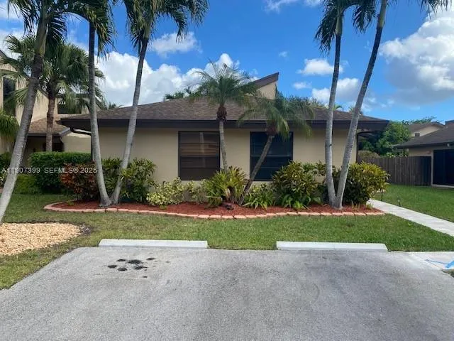 Miami, Florida 33176, United States, 3 Bedrooms Bedrooms, ,2 BathroomsBathrooms,Residential,Active,238830